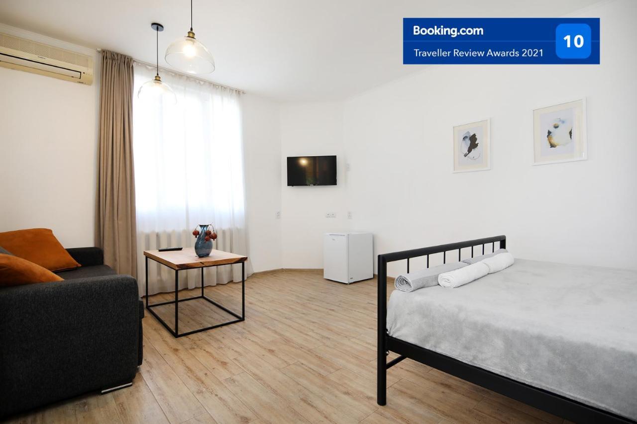 Hotel Twins Tbilisi Esterno foto