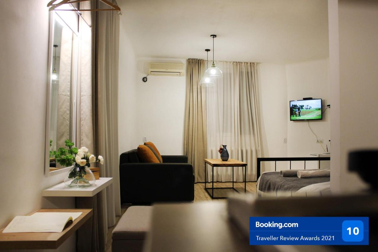 Hotel Twins Tbilisi Esterno foto