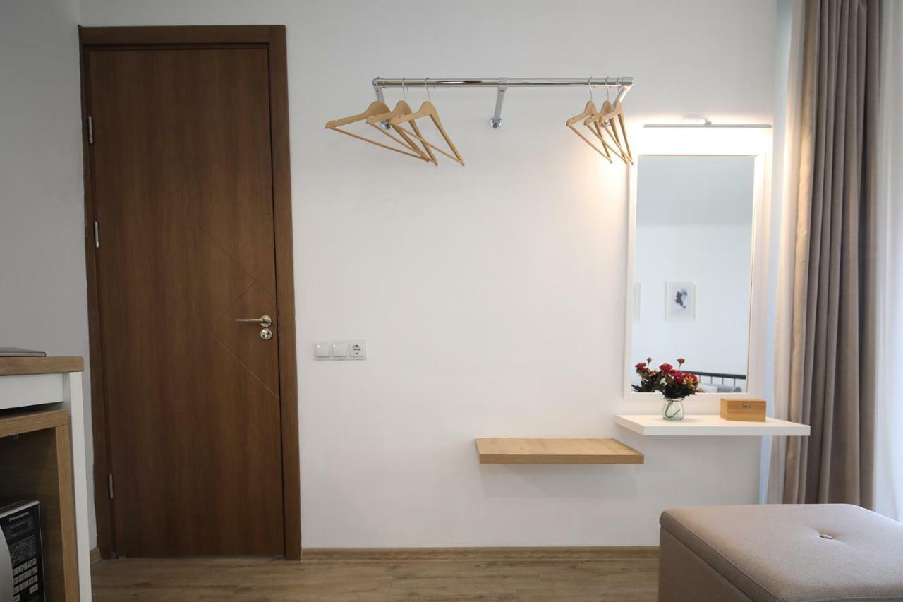 Hotel Twins Tbilisi Esterno foto